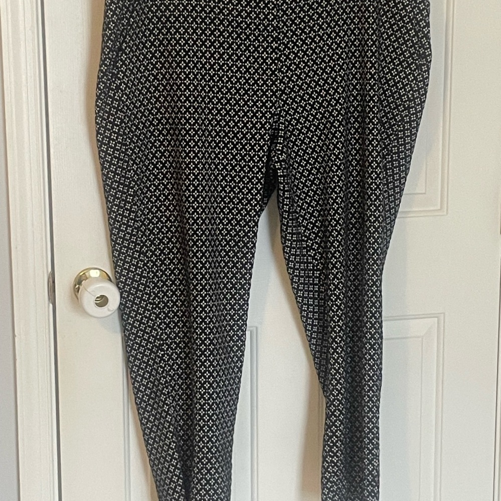 Lane Bryant Black and White Geometric Women's Pants 28